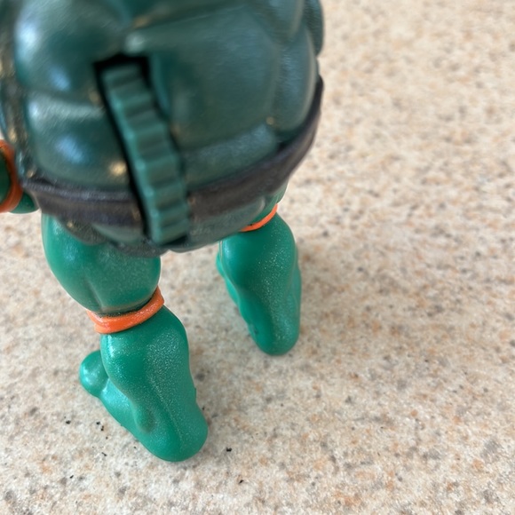 Playmates action figure, TMNT, Michelangelo, 4”T, from the 90’s - Picture 5 of 5